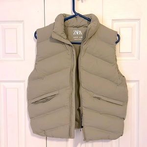 Zara Girls Size 9-10 Puffy Vest NWT